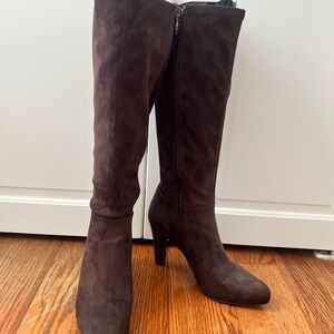 Tahari Dark Brown Heeled Boots